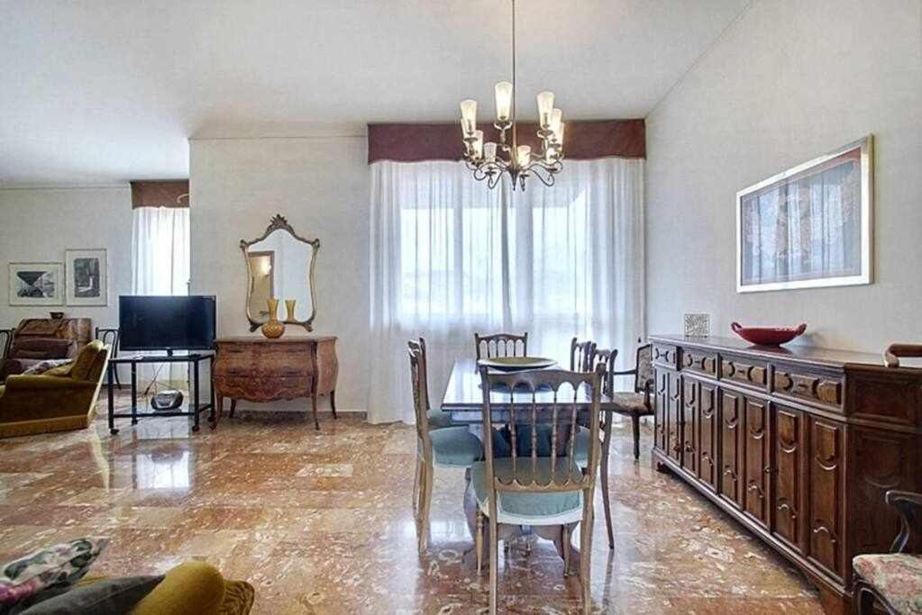 Frati Bigi With Two Bedrooms And Parking Florence Exterior photo