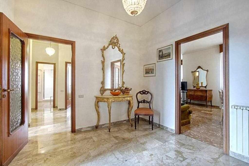 Frati Bigi With Two Bedrooms And Parking Florence Exterior photo