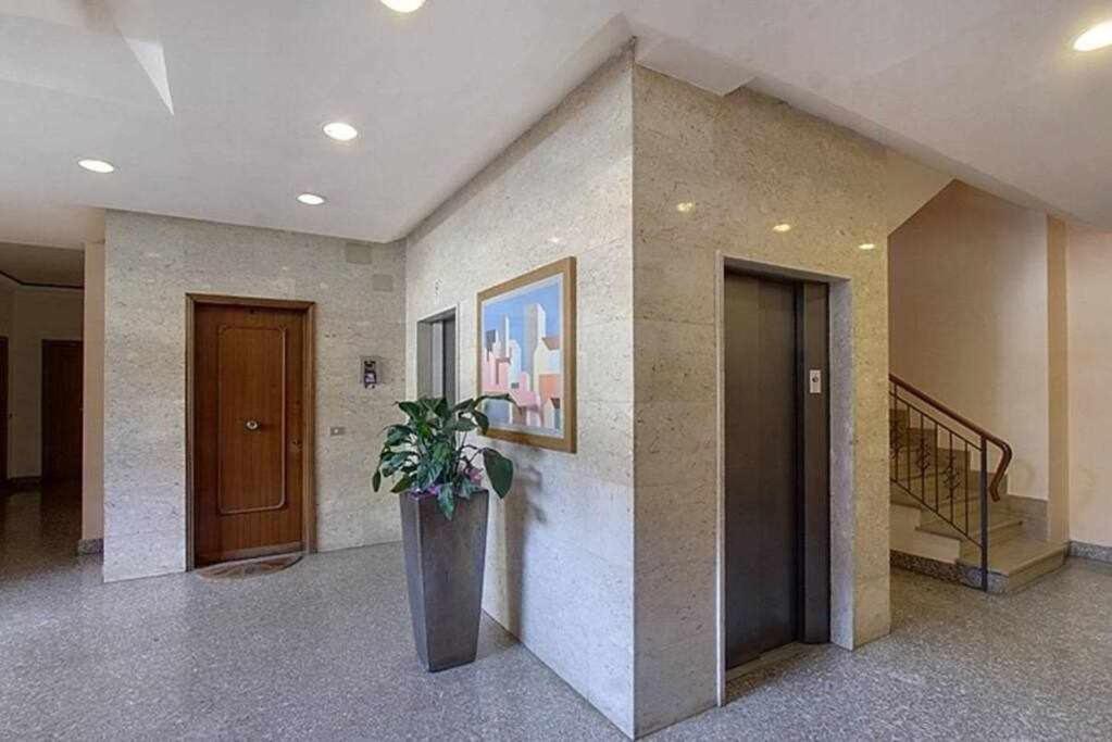 Frati Bigi With Two Bedrooms And Parking Florence Exterior photo